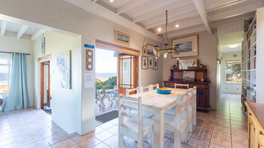 5 Bedroom Property for Sale in Sunny Seas Estate Western Cape